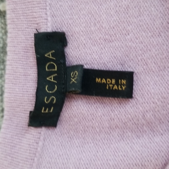 Escada Wool/Cashmere XS Sweater Dark Antique Rose. - Picture 3 of 5